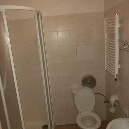 Apartman Orbit, Karlov Pod Pradedem 154, Mala Moravka شقة *